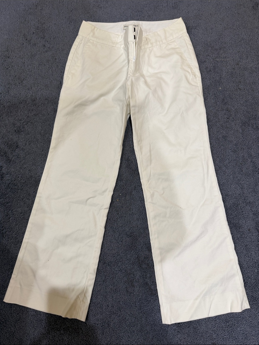 Banana Republic white trousers